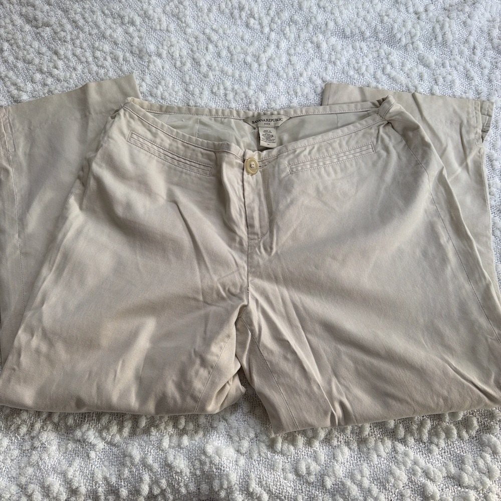 Vintage Banana Republic Cream Women's Bermudas